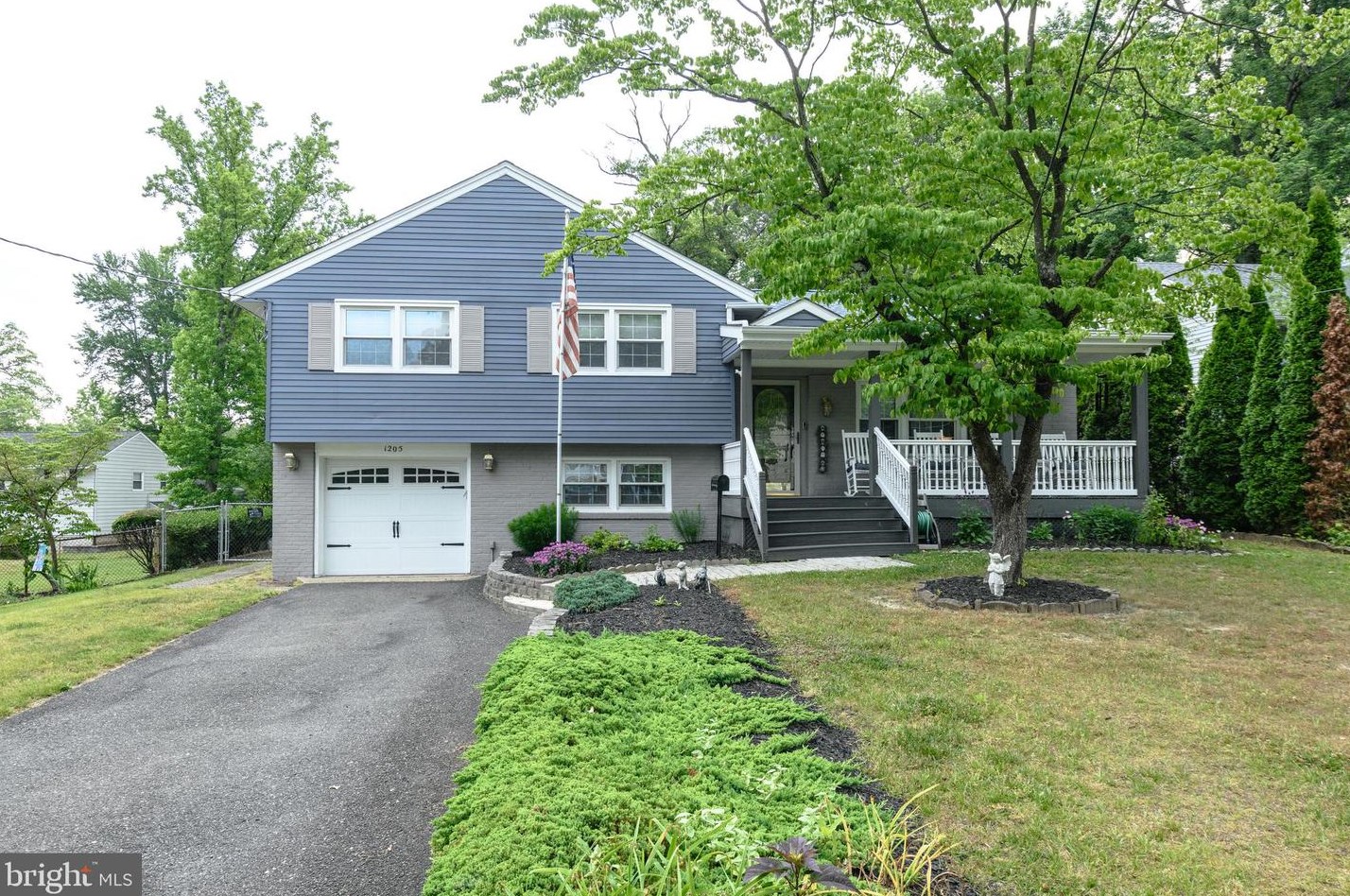 1205 Copley Pl S, Tavistock, NJ 08033