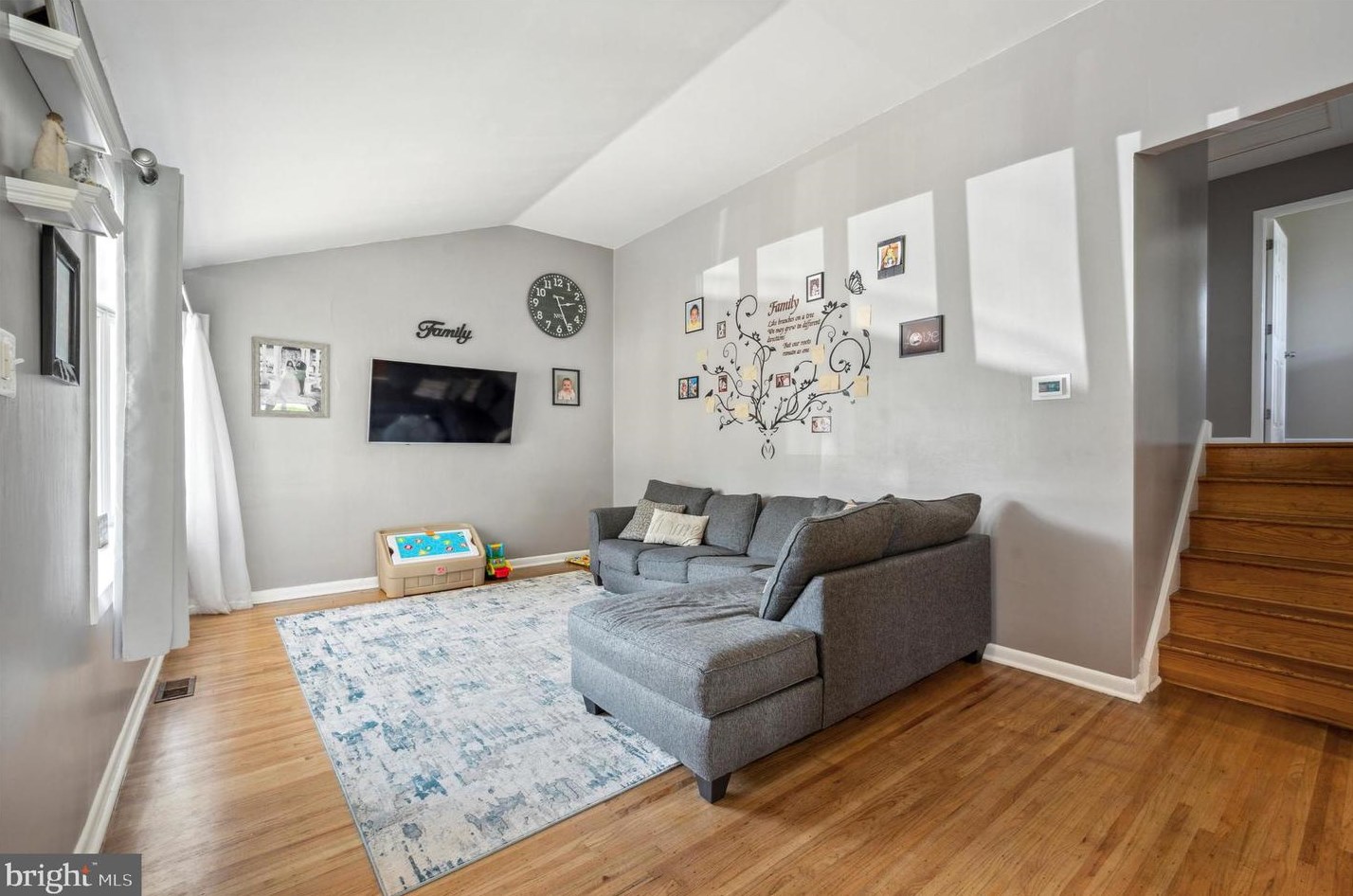 287 Creek Rd, Gloucester, NJ 08031