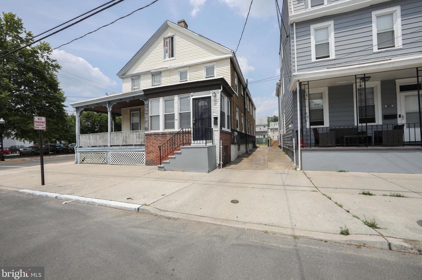 303 Mercer St, Gloucester, NJ 08030