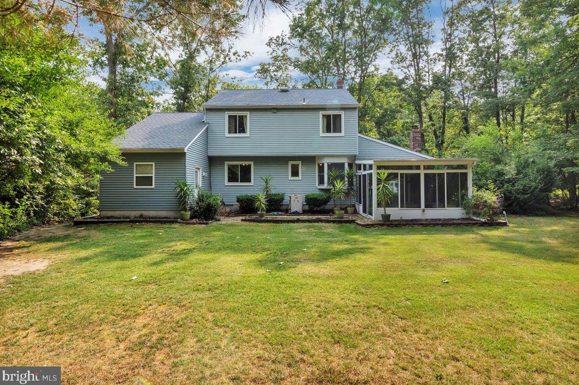 6 Hoot Owl Dr, Erial, NJ 08081