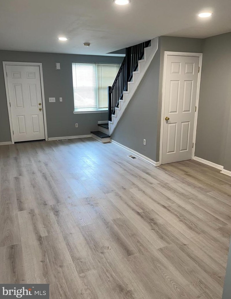 1002 Niagara Rd, Camden, NJ 08104