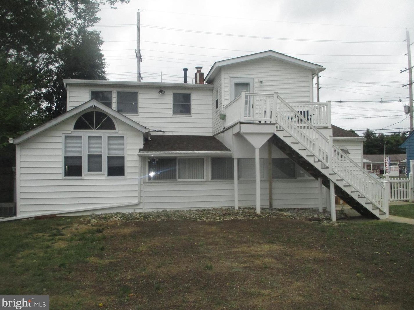 147 E Evesham Rd, Runnemede, NJ 08078