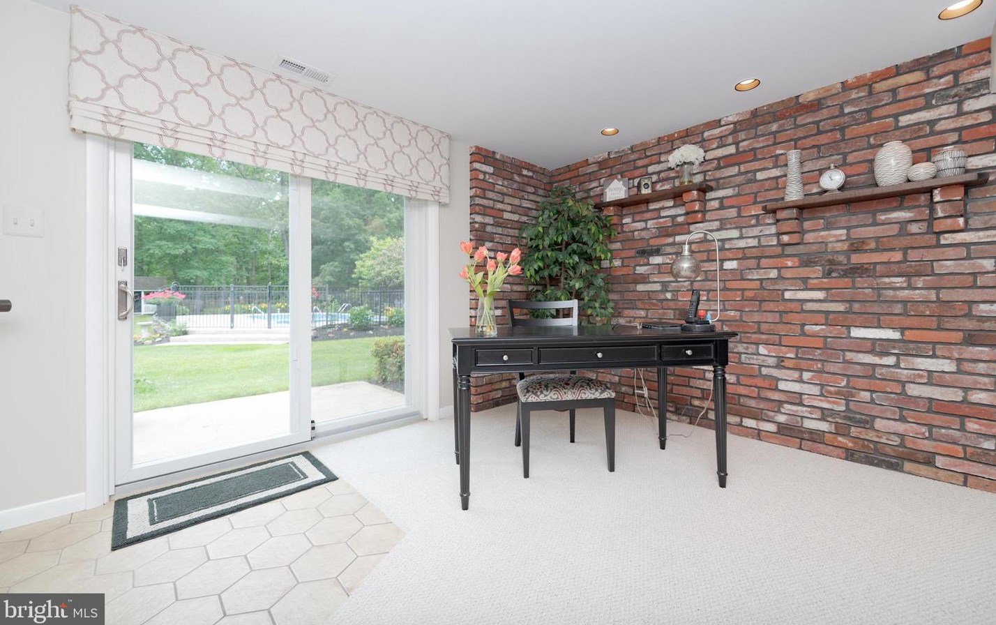 2211 Linden Ave, Waterford Township NJ 08004-1210 exterior