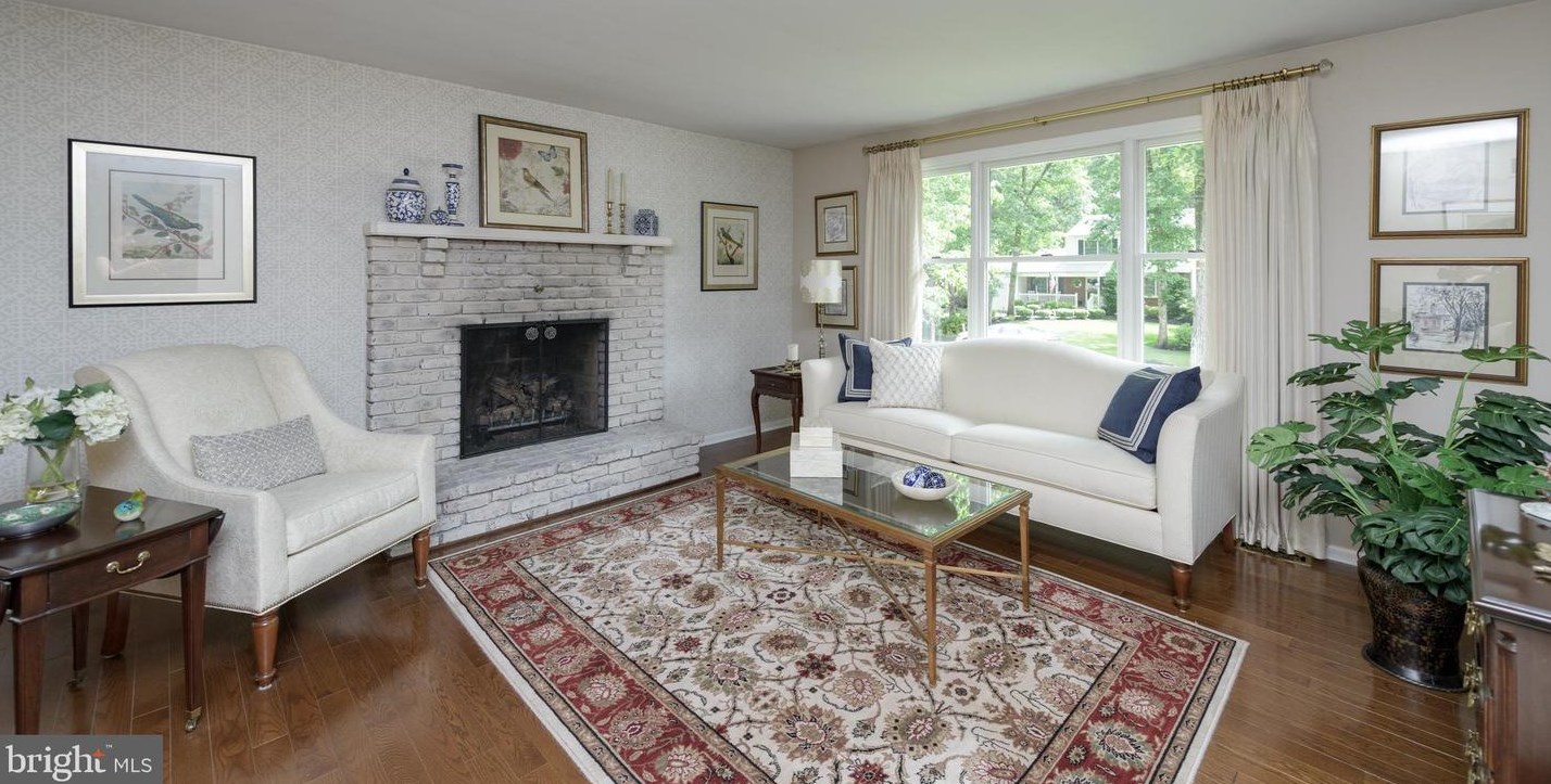 2211 Linden Ave, Waterford Township, NJ 08004-1206