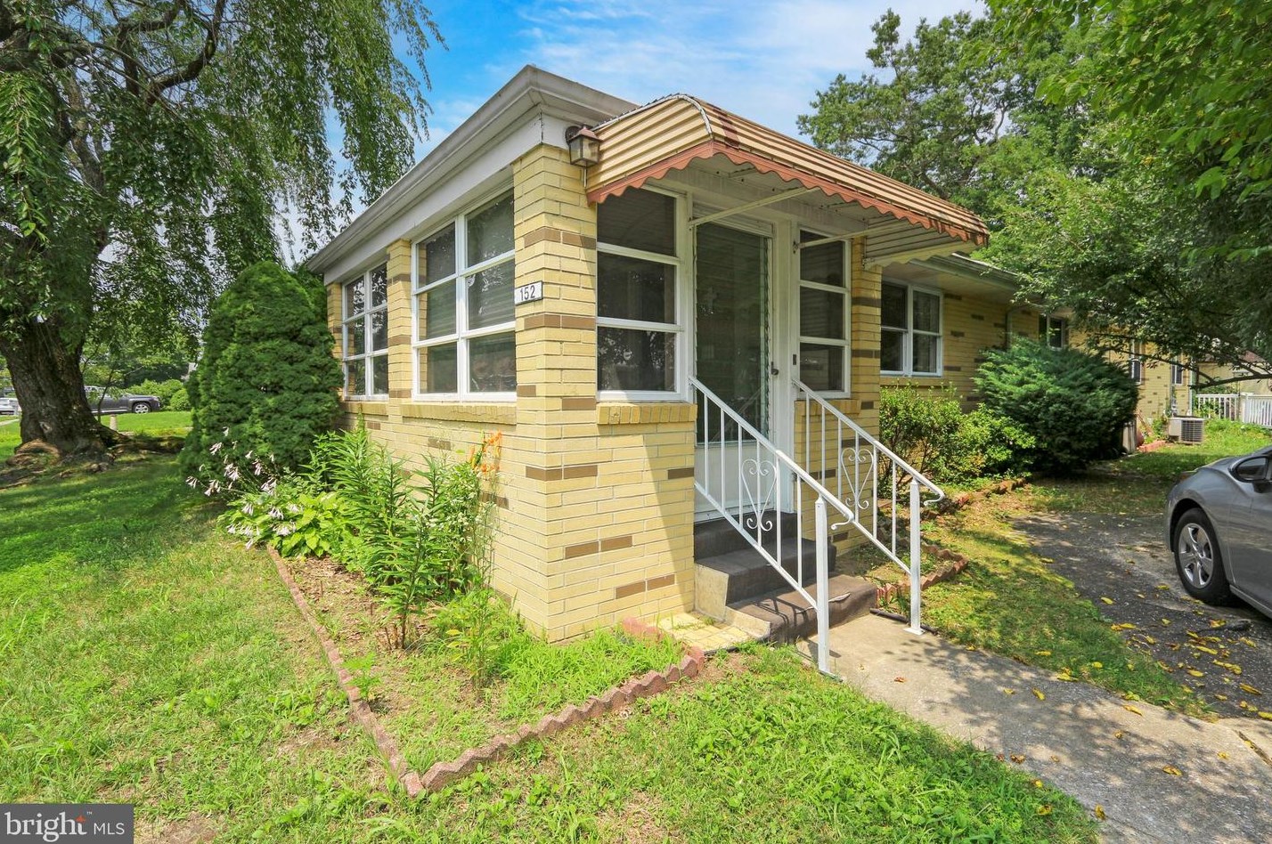 152 Elmtowne Blvd, Elm, NJ 08037-2502