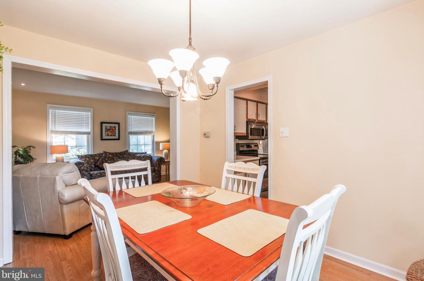 61 Woodstream Dr, Waterford Township NJ 08004-2923 exterior