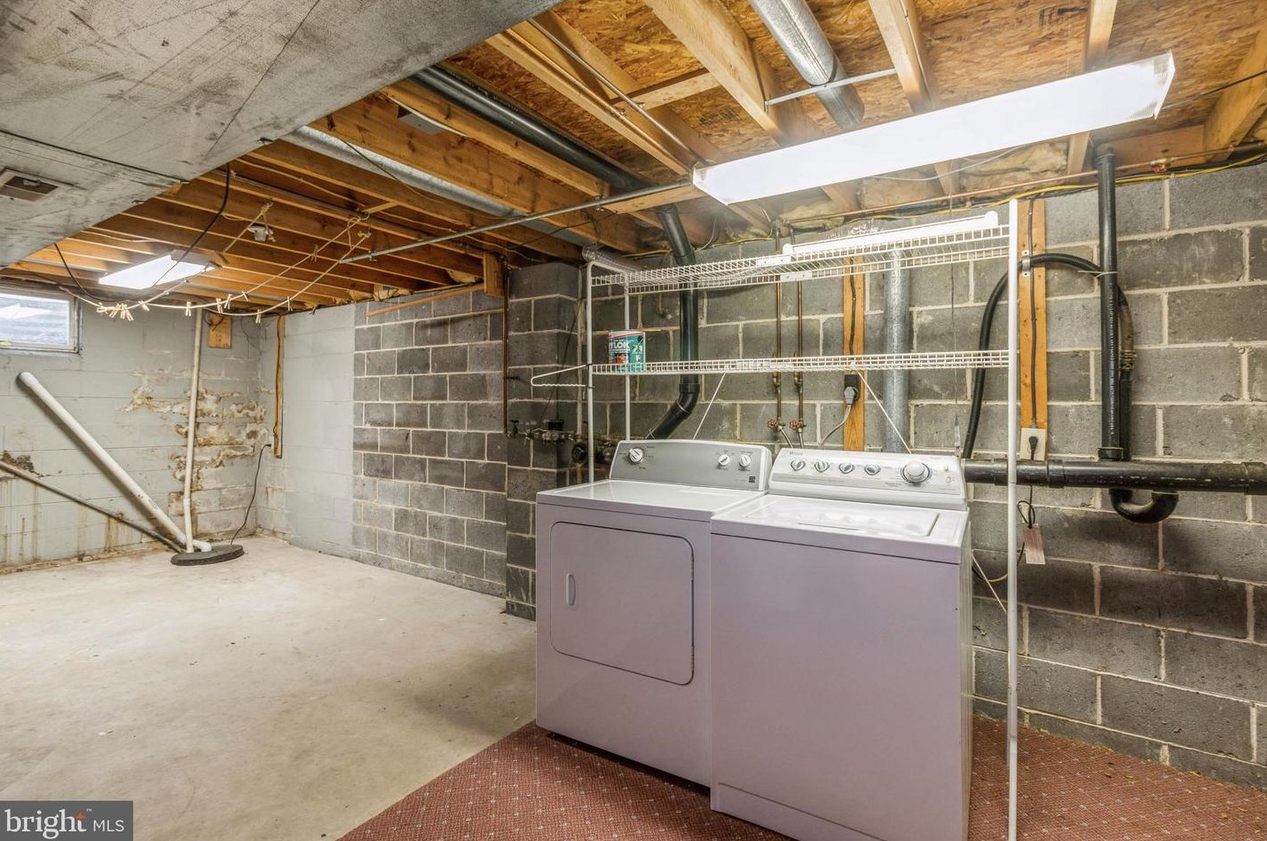 61 Woodstream Dr, Waterford Township NJ 08004-2923 exterior