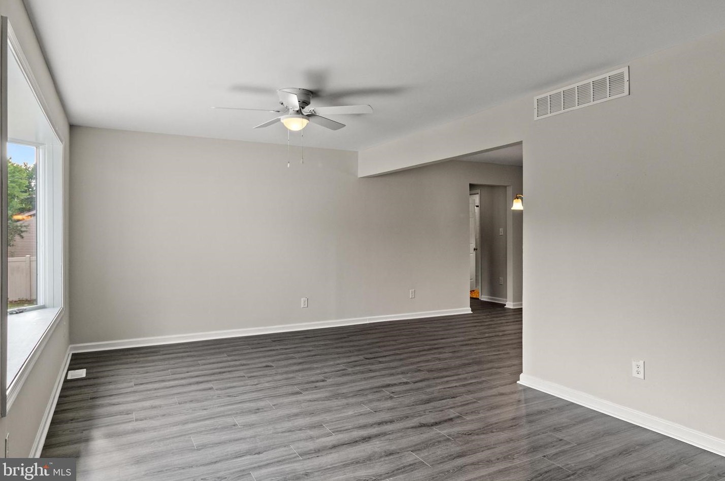 906 Wedgewood Way, Waterford Township, NJ 08004