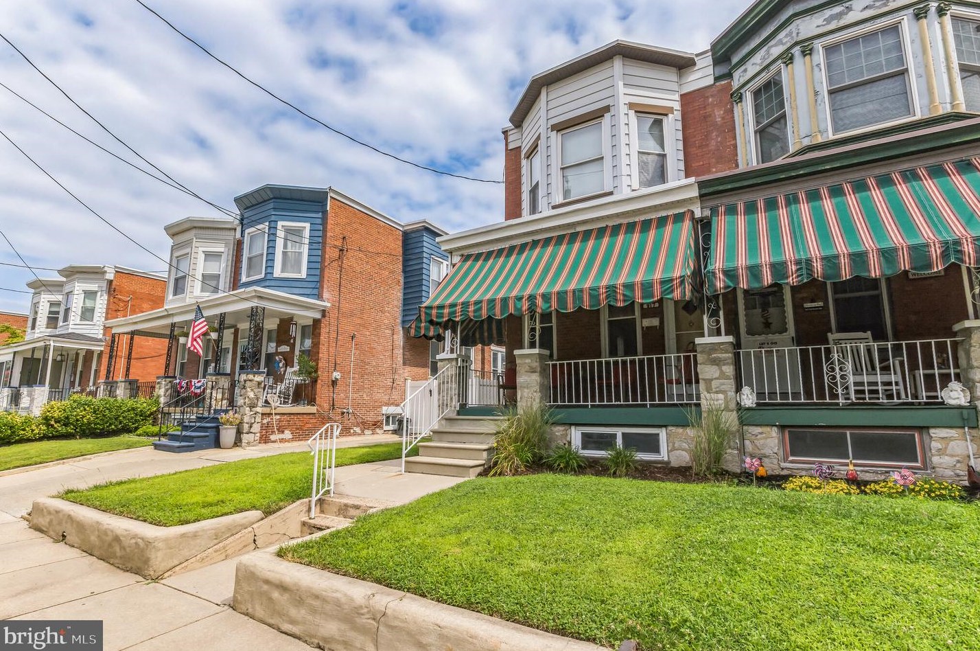 917 Somerset St, Gloucester, NJ 08030