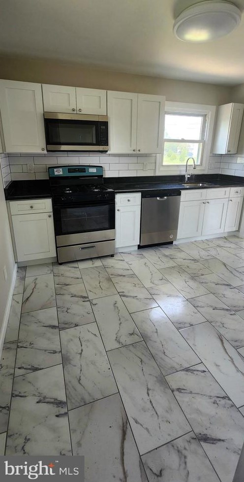 110 Marion Ave, Magnolia, NJ 08049-1310