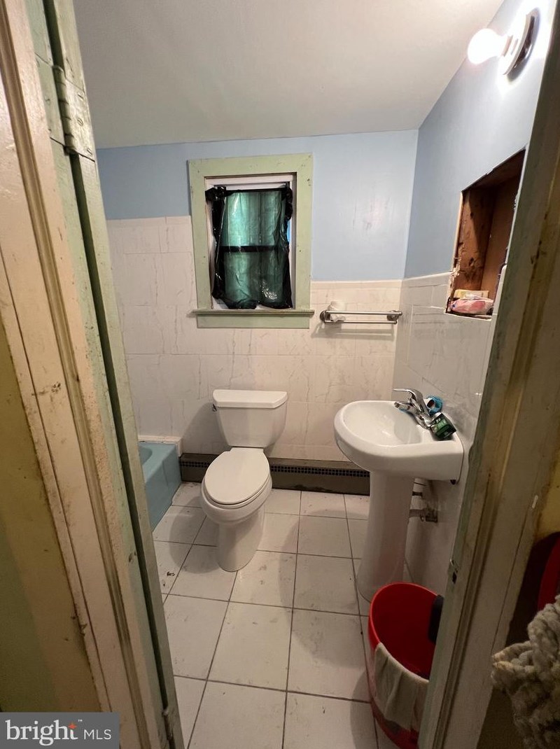 226 Stevens Ave, Waterford Township NJ 08004-2344 exterior