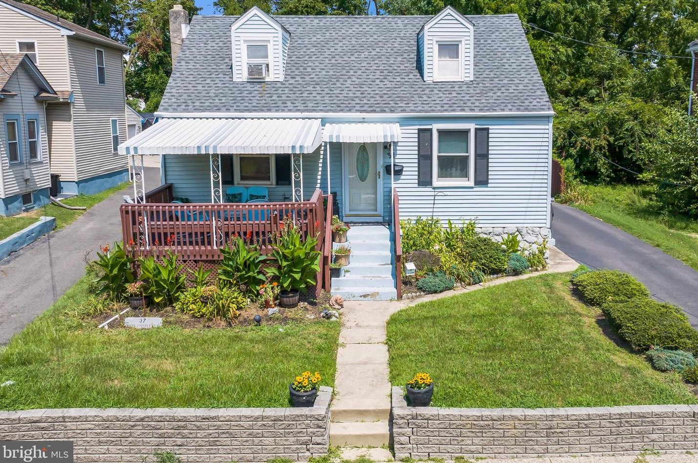 37 W Charleston Ave W, Lawnside, NJ 08045
