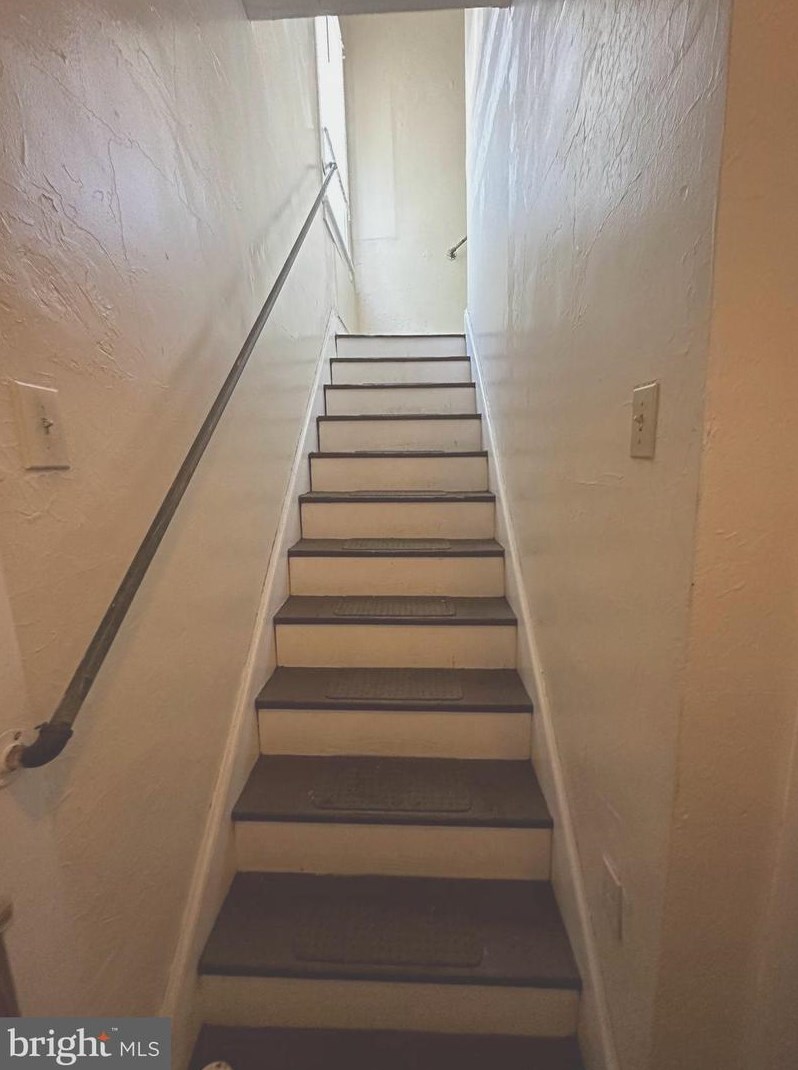 7906 River Rd #b, Camden, NJ 08110