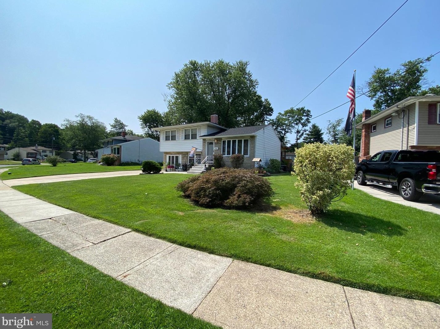 21 Timber Dr, Barrington, NJ 08007