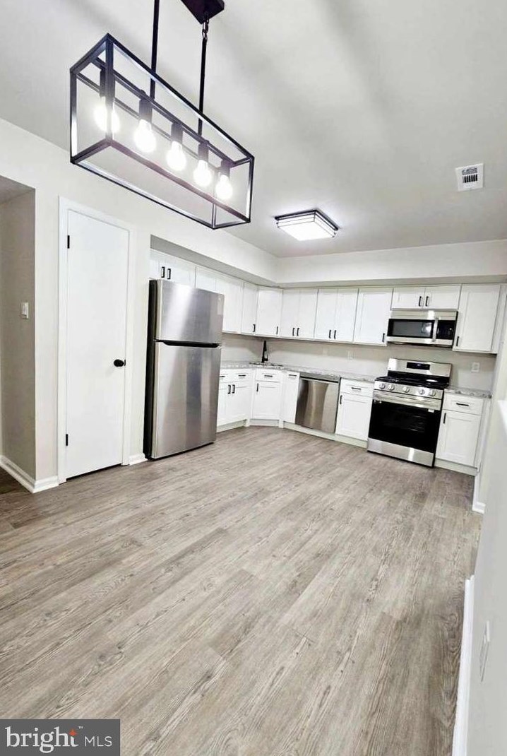 154 Baker Ave, Waterford Township NJ  08004-3026 exterior