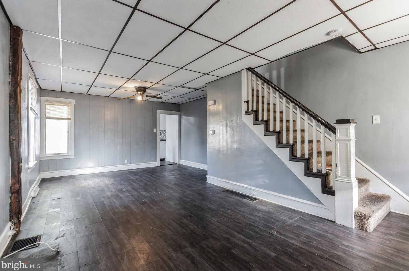 223 3rd St, Gloucester, NJ 08030