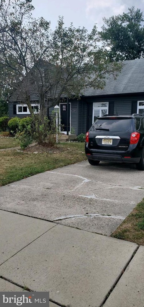 229 Schubert Ave, Runnemede, NJ 08078