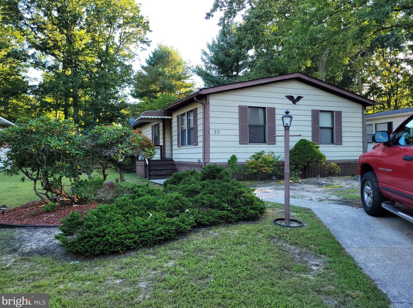 33 Skyline Dr, Erial, NJ 08081