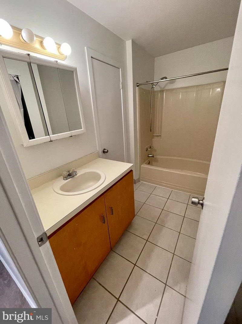 1707 Waldon Ct, Erial NJ  08081-2419 exterior