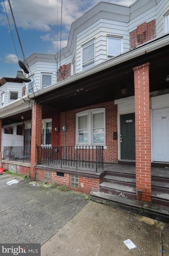 1214 Chase St, Camden, NJ 08104