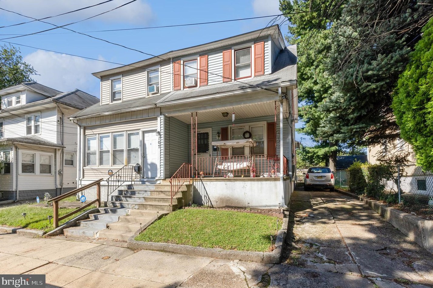 105 Elm Ave, Camden, NJ 08107