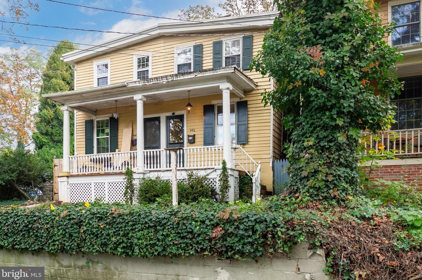 446 Kings Hwy E, Tavistock, NJ 08033
