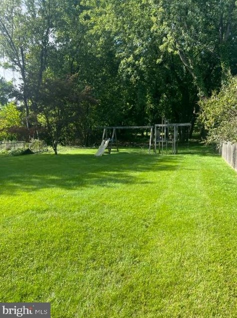 921 Lenton Ave, Barrington, NJ 08007