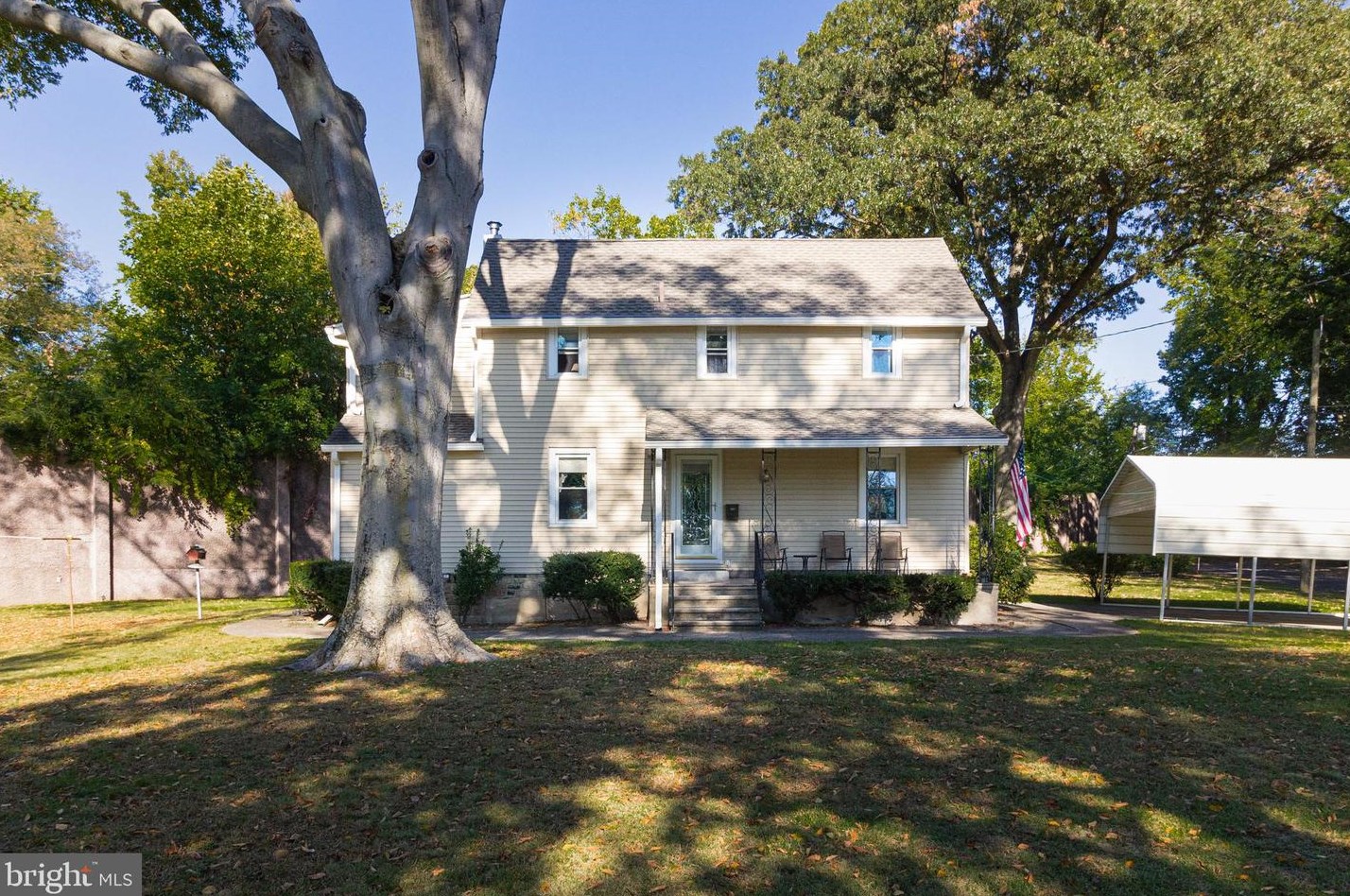 244 Baptiste Ave, Barrington, NJ 08007