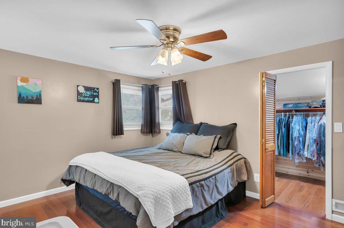 713 George Ln, Glendora NJ  08029-1712 exterior