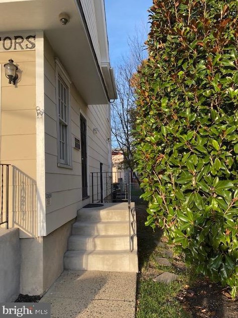 65 Ellis St, Tavistock, NJ 08033