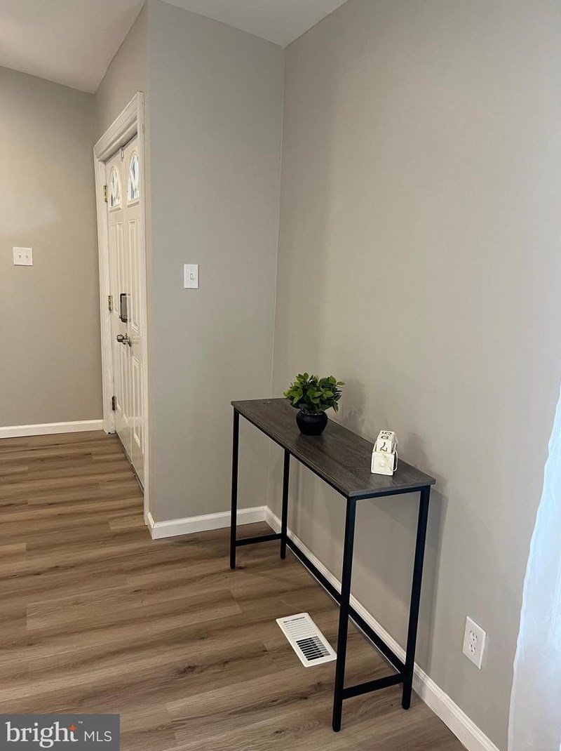 20 Pershing Ln, Erial, NJ 08081-1819
