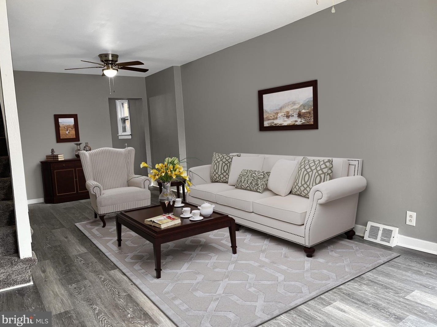 16 S Burlington St, Gloucester, NJ 08030