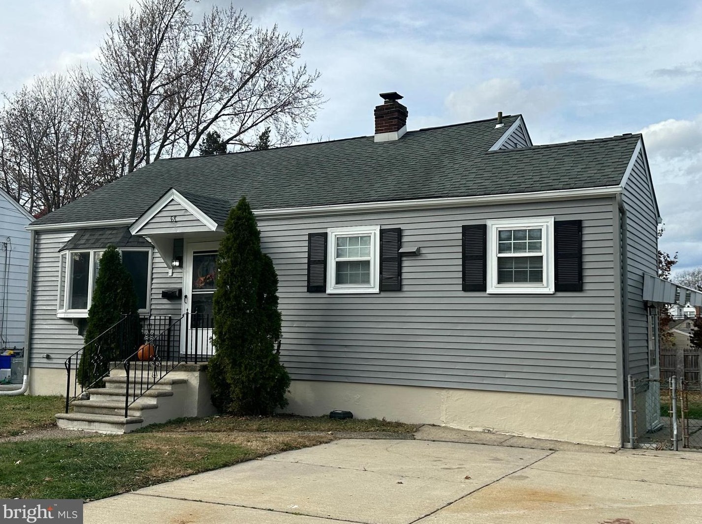 58 Warren Ave, Gloucester, NJ 08031