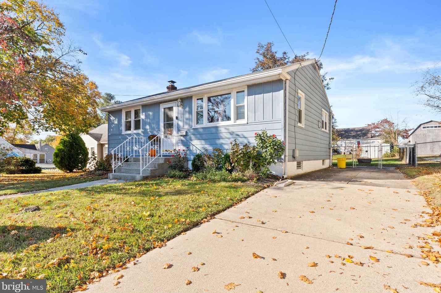 523 Price Ave, Glendora, NJ 08029