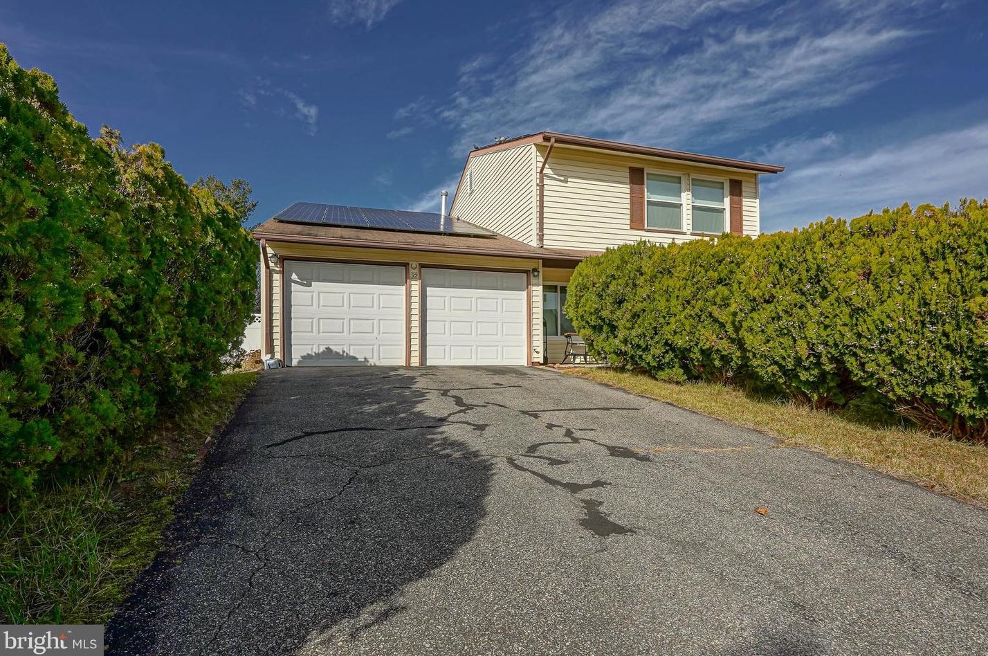 32 Pritchard Ln, Erial, NJ 08081