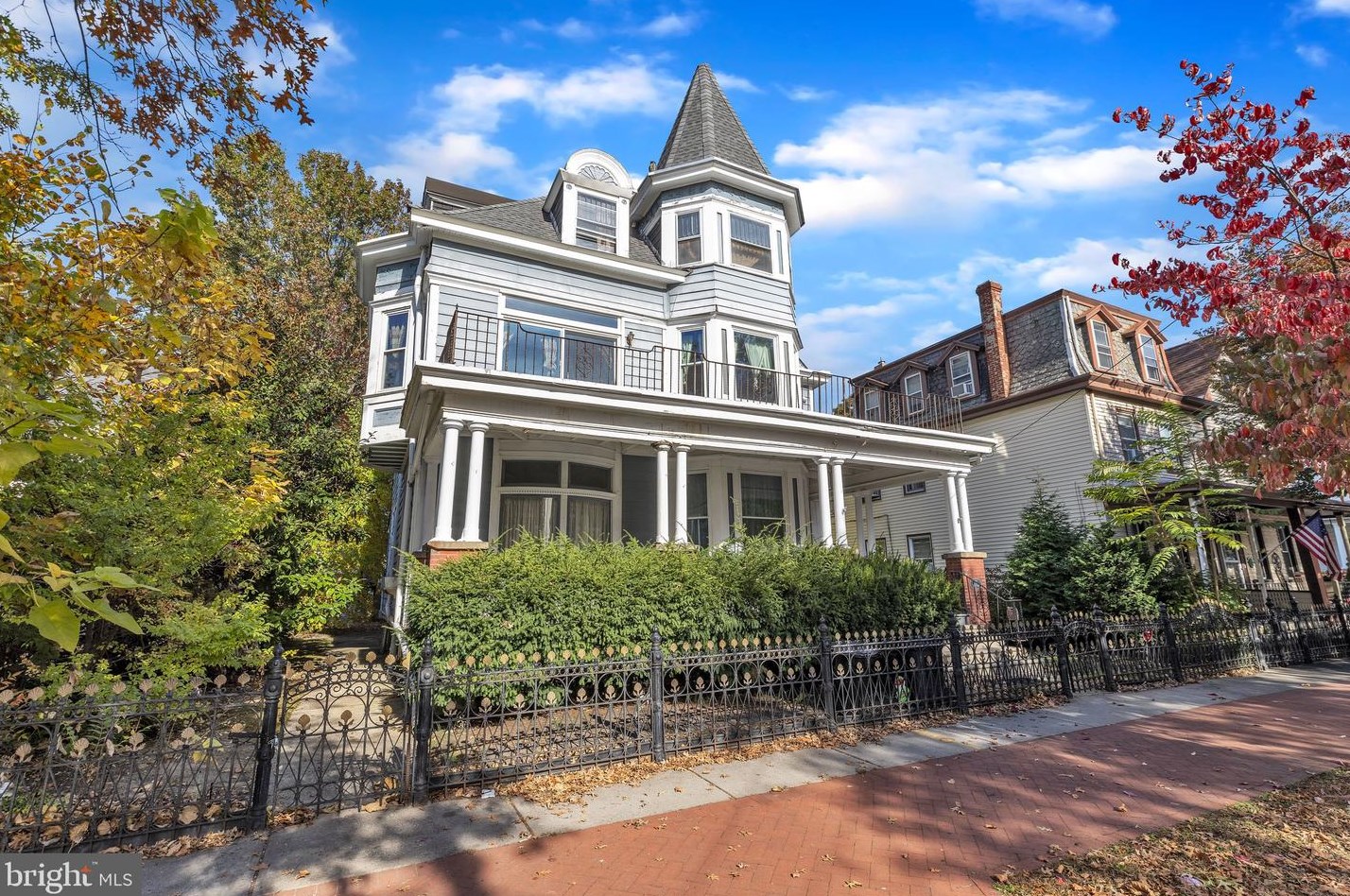 417 Monmouth St, Gloucester, NJ 08030