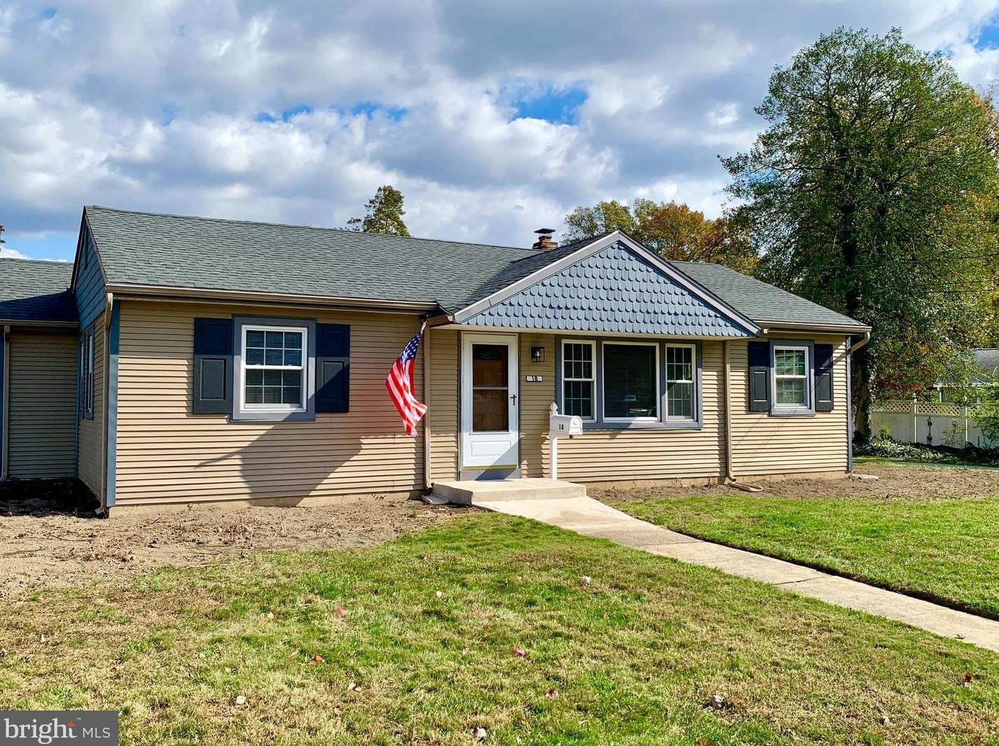 18 Bryn Mawr Ave, Stratford, NJ 08084