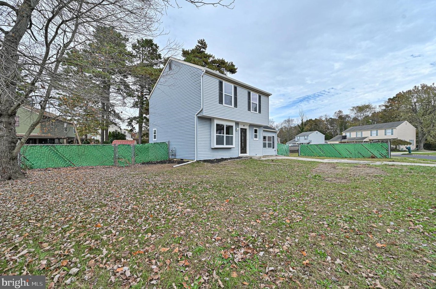 10 Ramblewood Dr, Berlin Boro, NJ 08009