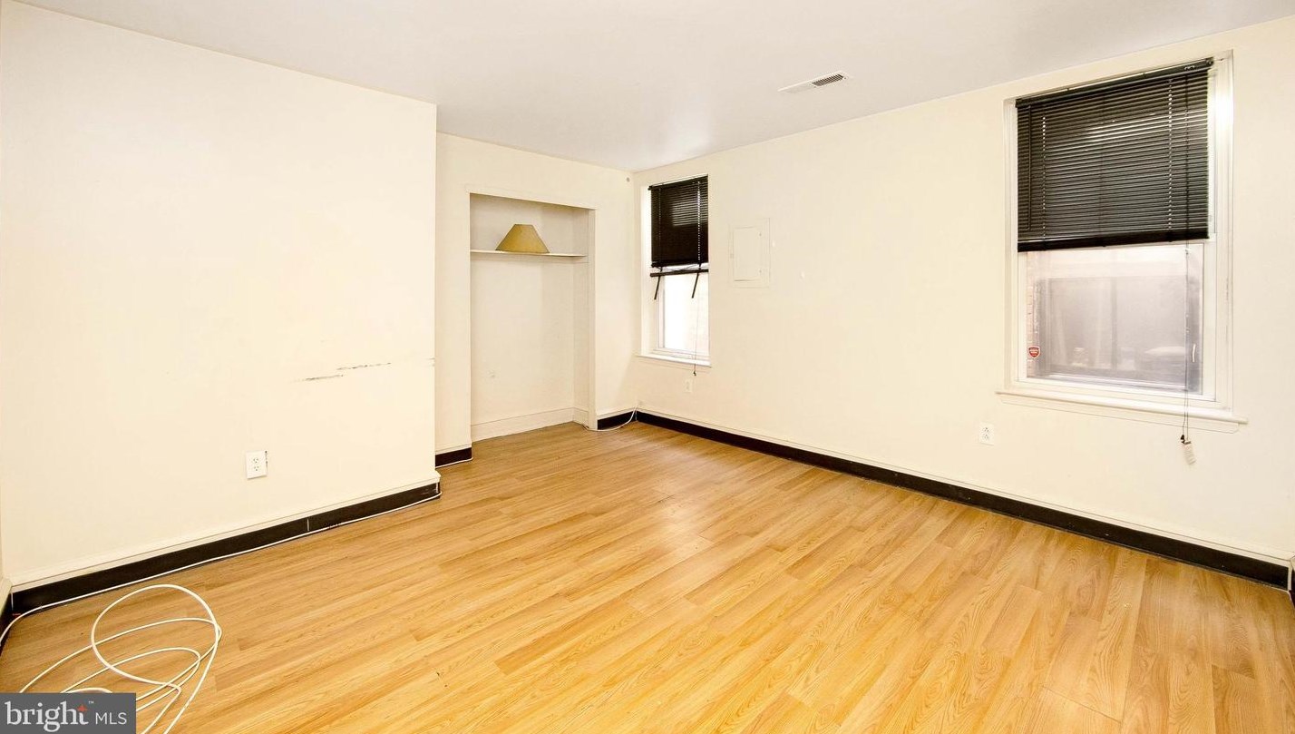 634 Berkley St, Camden, NJ 08103