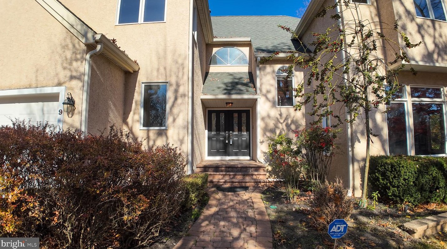 9 Promenade Pl, Franklin Township, NJ 08043