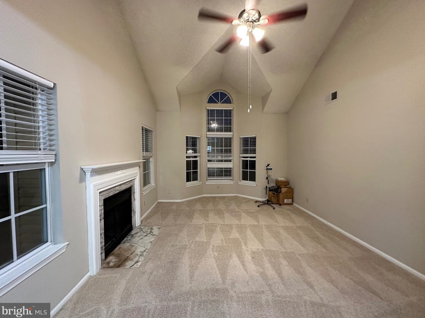 49 Pondview Ln, Erial, NJ 08081