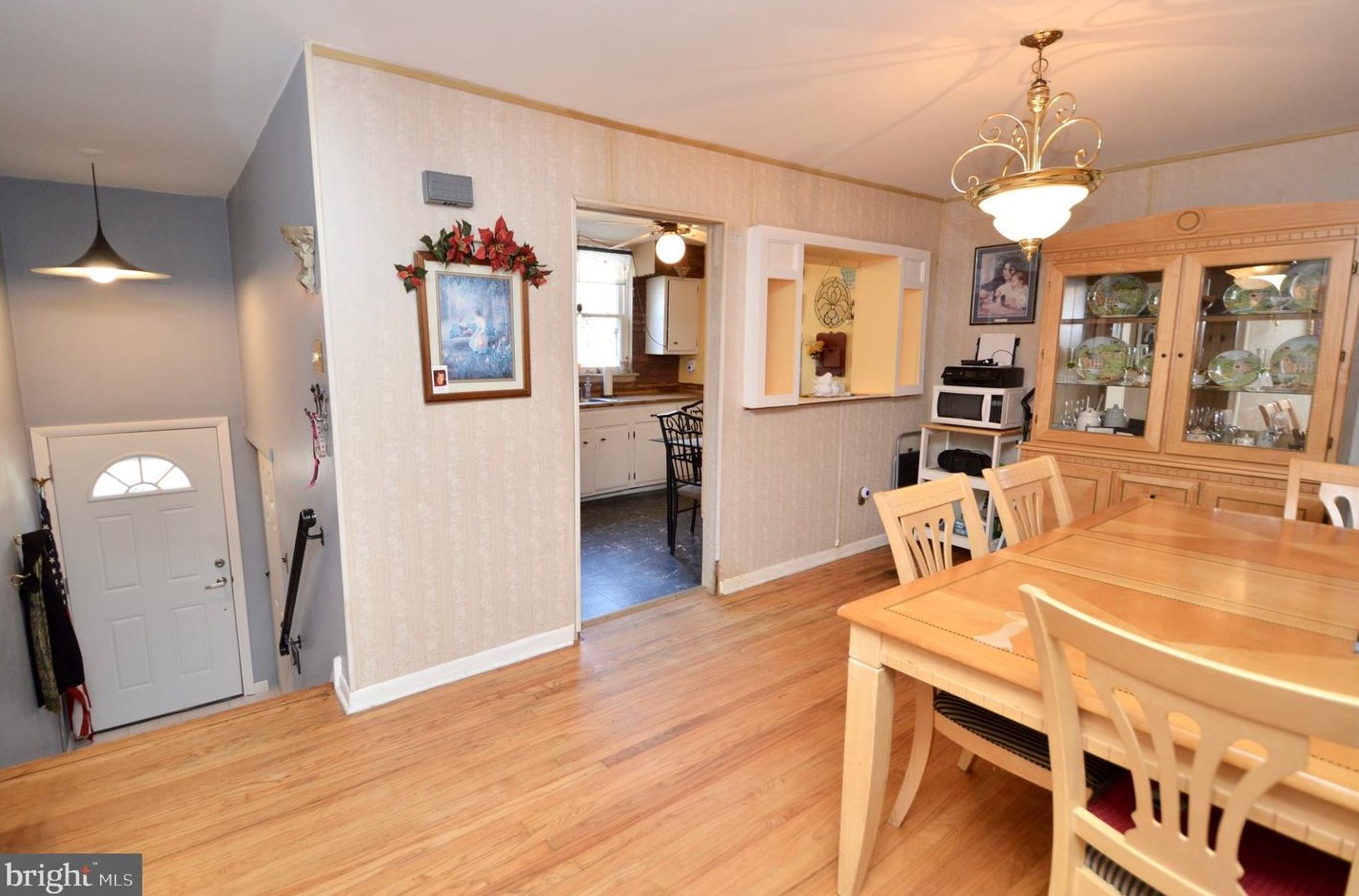 112 Laureba Ave, Stratford, NJ 08084