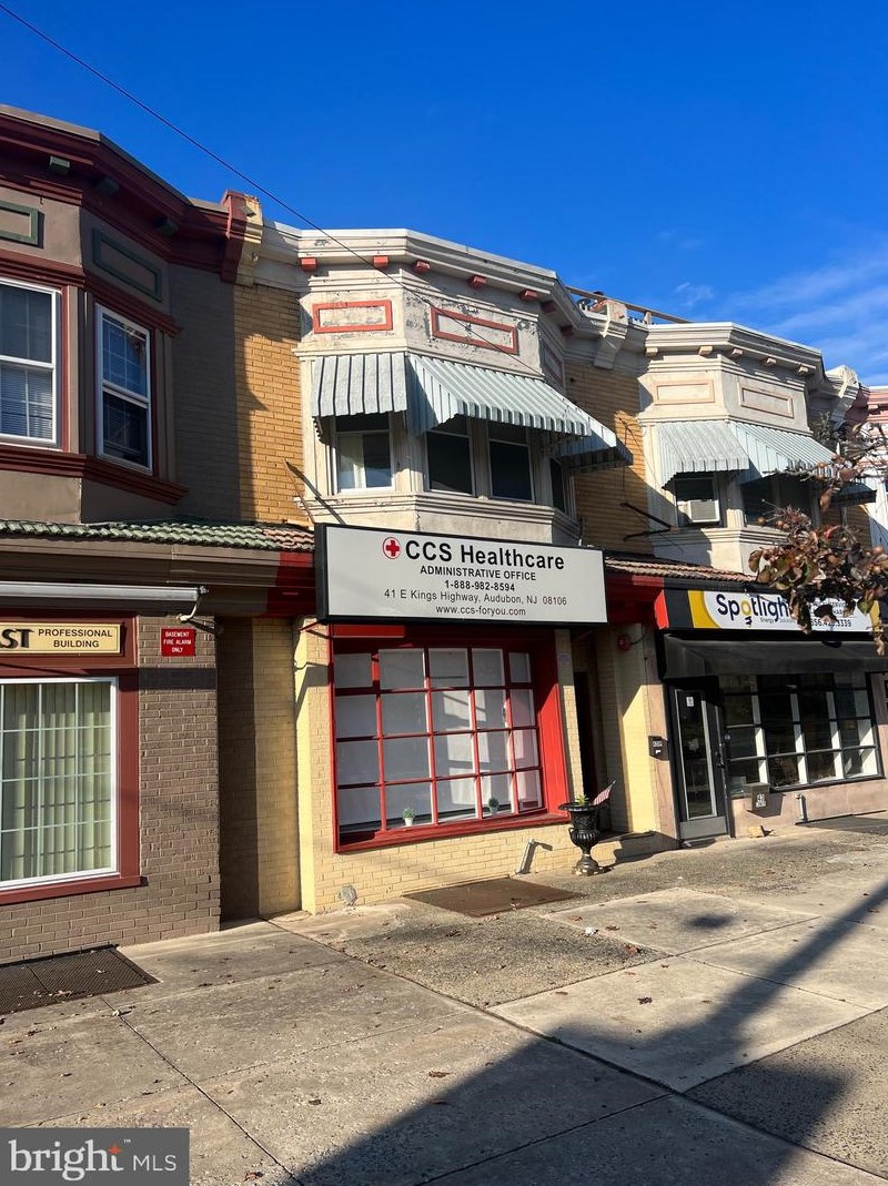 41 E Kings Hwy #2, Camden, NJ 08106