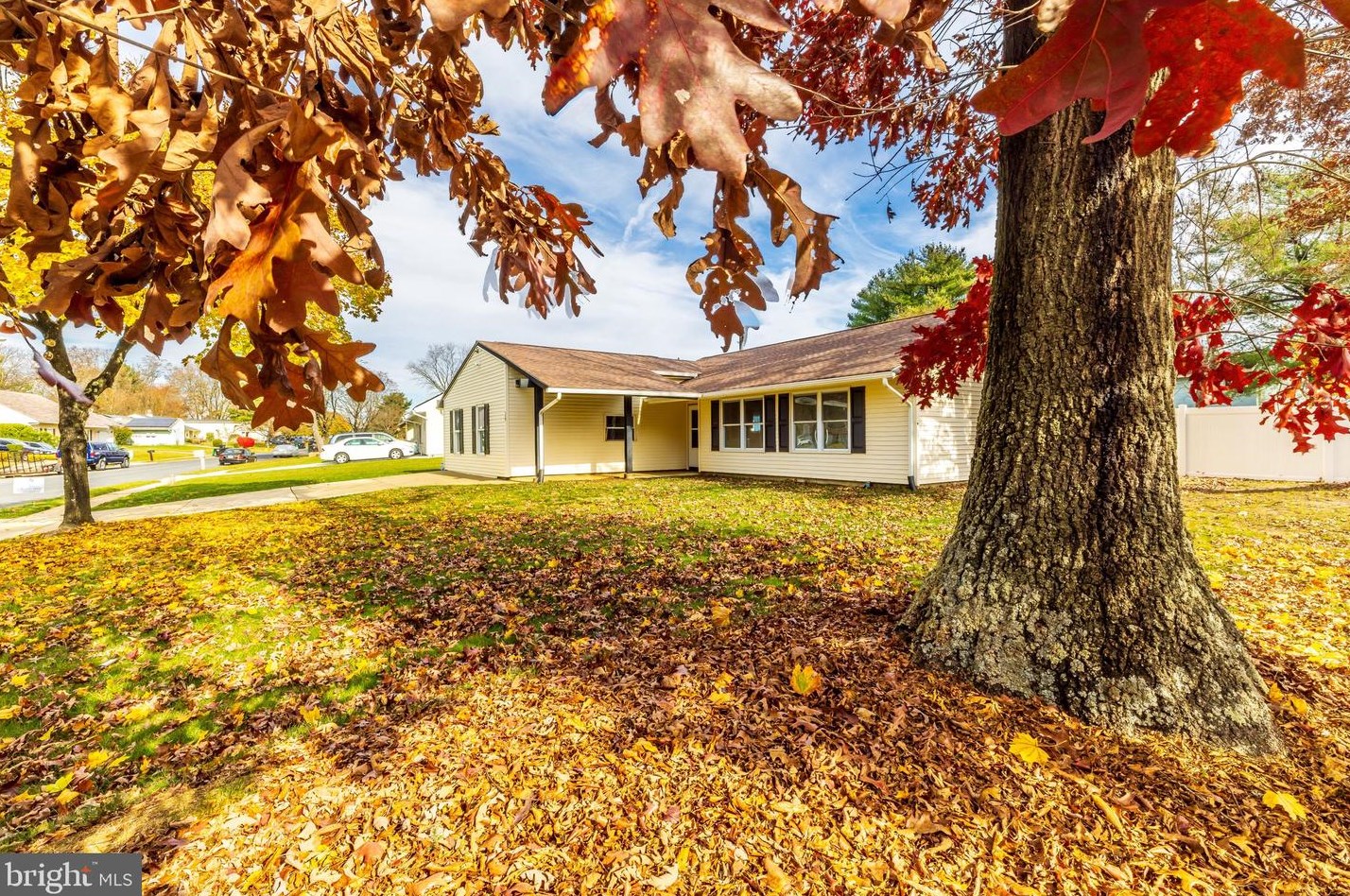 29 Patricia Ln, Erial, NJ 08081