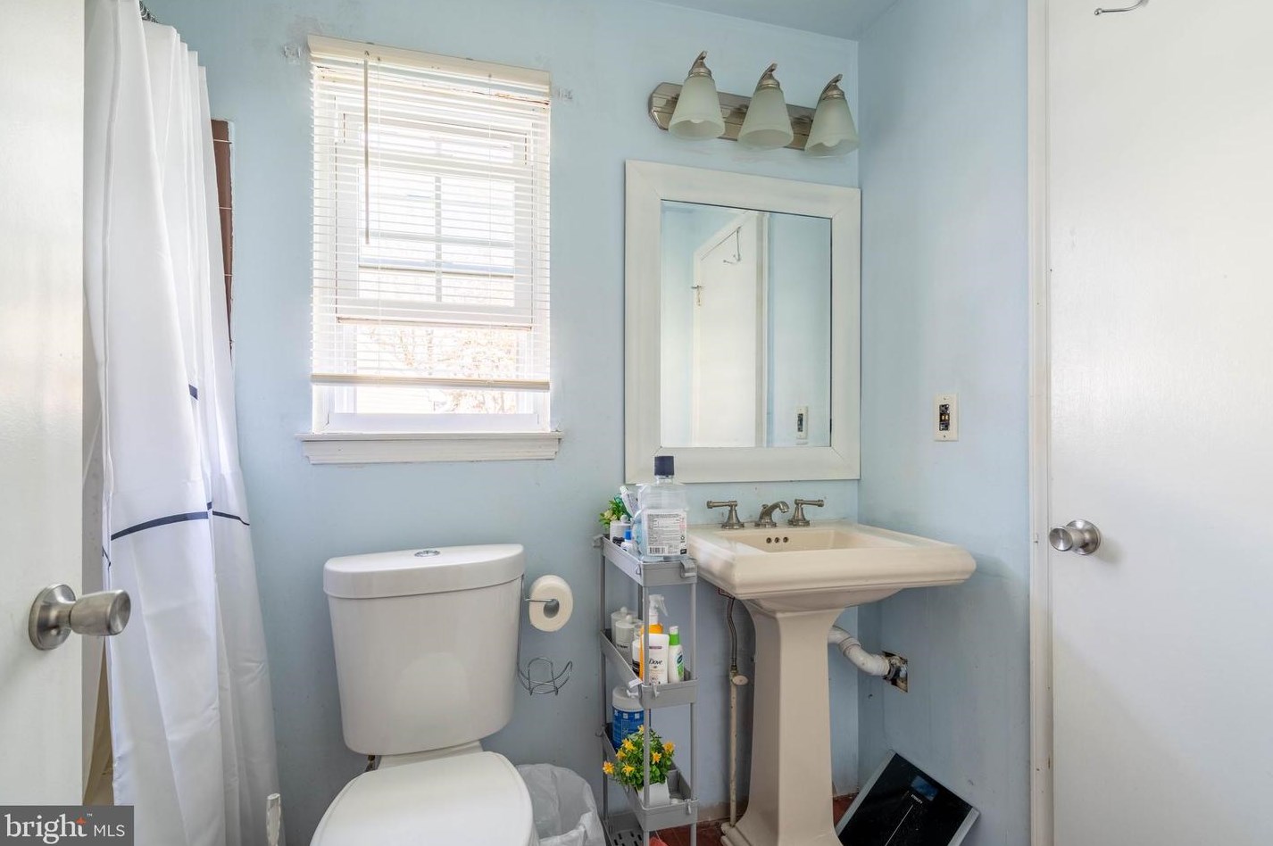 2278 Albert Ct, Waterford Township NJ  08004-2807 exterior