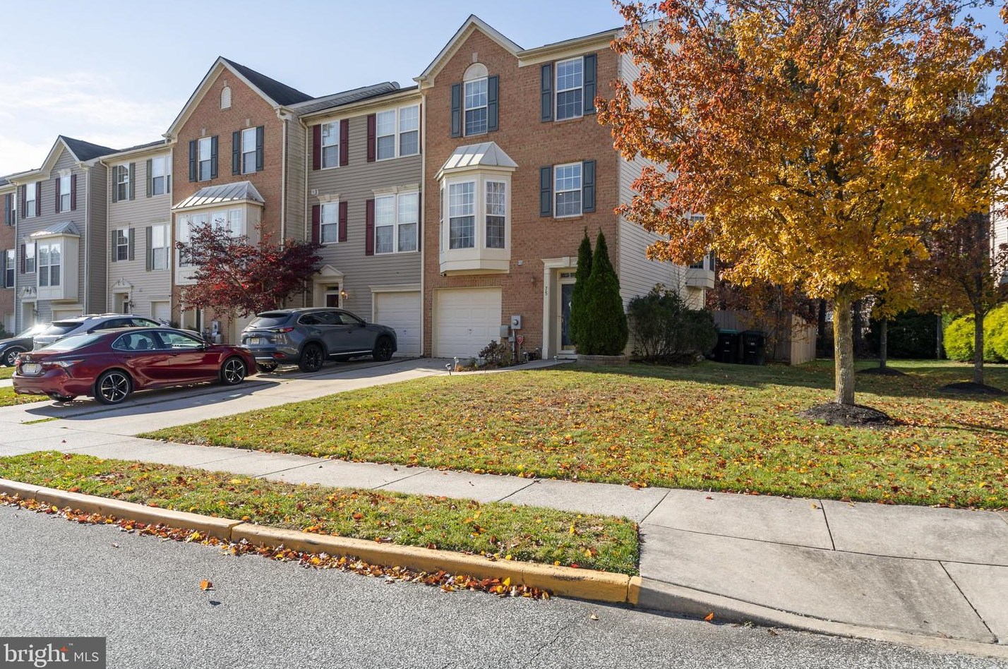 75 Colts Neck Dr, Erial, NJ 08081