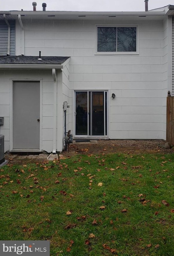 19 Vernon Ct, Erial, NJ 08081
