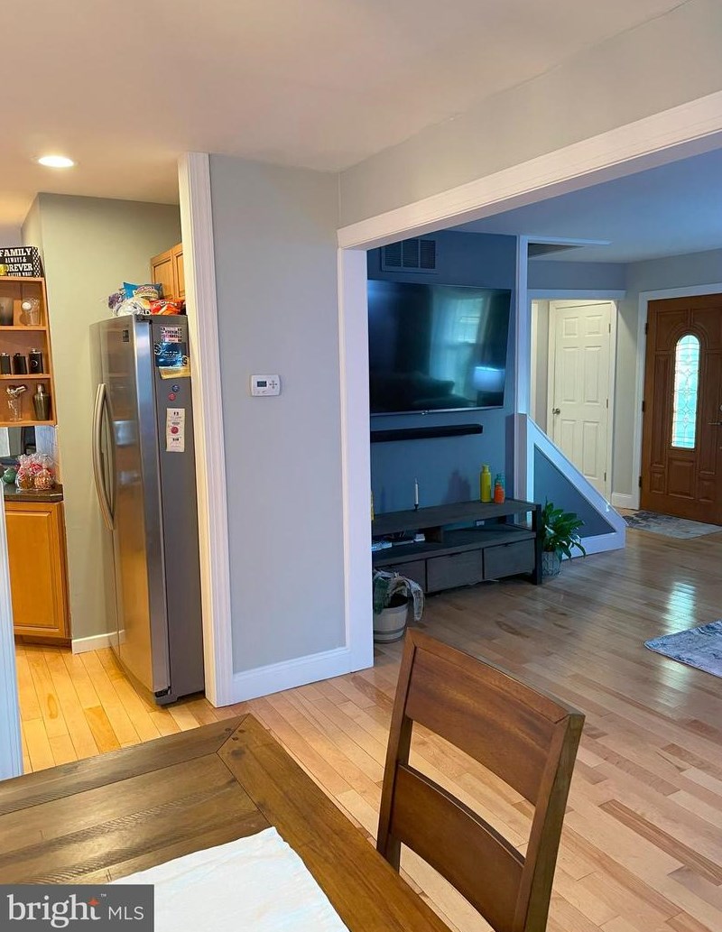 706 Cannery Row, Waterford Township NJ  08004-1224 exterior