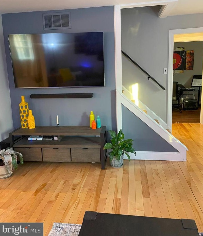 706 Cannery Row, Waterford Township NJ  08004-1224 exterior