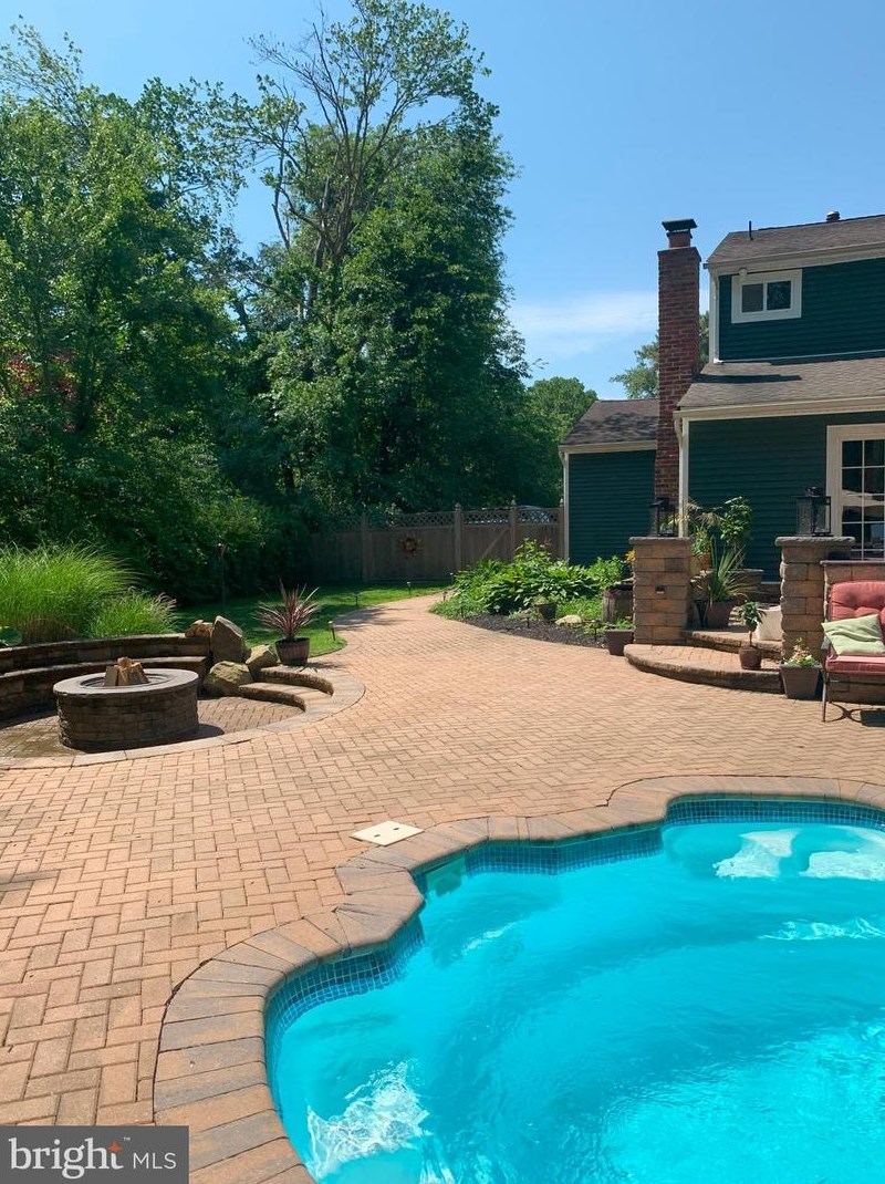 706 Cannery Row, Waterford Township NJ  08004-1224 exterior